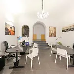 Madonie Holidays شقة تْشيفالو