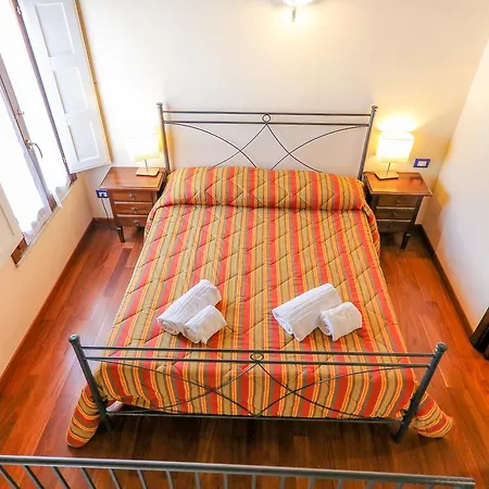 Madonie Holidays 아파트 체팔루