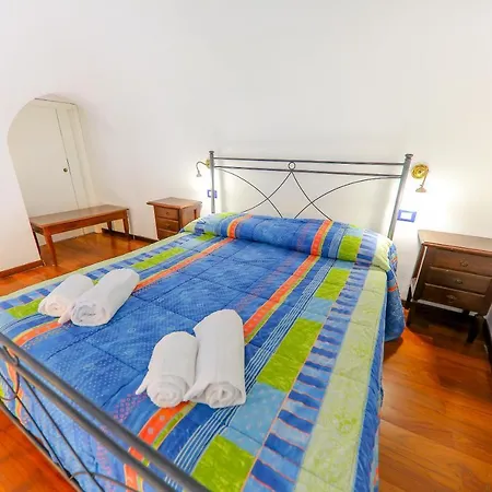 Madonie Holidays 체팔루