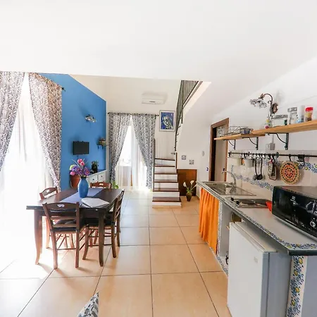 Madonie Holidays 아파트 체팔루