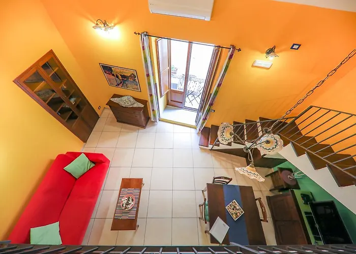 Madonie Holidays Apartamento