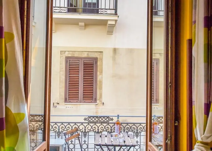 Madonie Holidays Apartamento