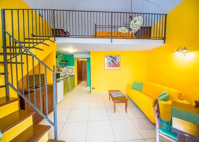 Madonie Holidays Apartamento *